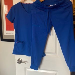 Heart Soul royal blue jogger scrub set in XS
